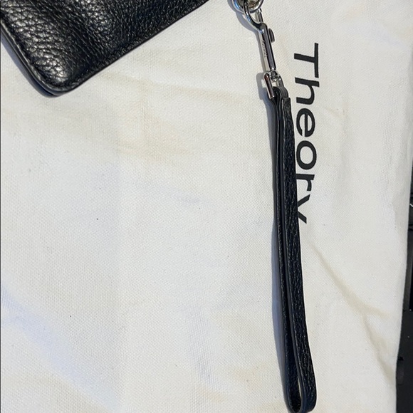 Theory wristlet - Picture 5 of 5